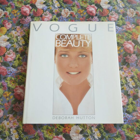 Vogue Complete Beauty Vintage Hardcover 1983 - Picture 1 of 5